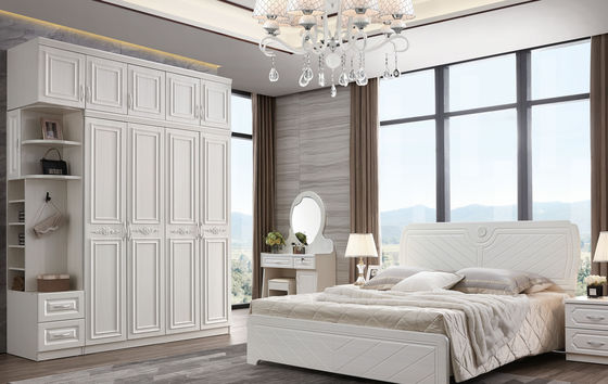 Garde-robe en bois blanche universelle démontable avec l'anti déformation quatre-portes